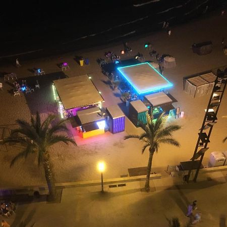 Appartement Spacieux, Front De Mer, Vue Splendide Salou Luaran gambar