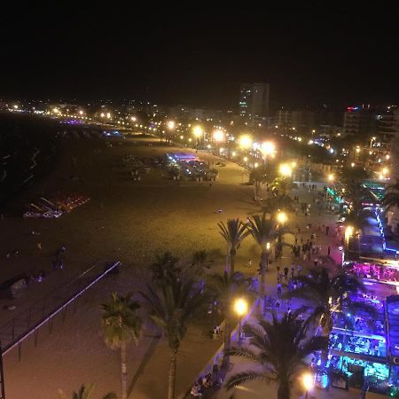 Appartement Spacieux, Front De Mer, Vue Splendide Salou Luaran gambar