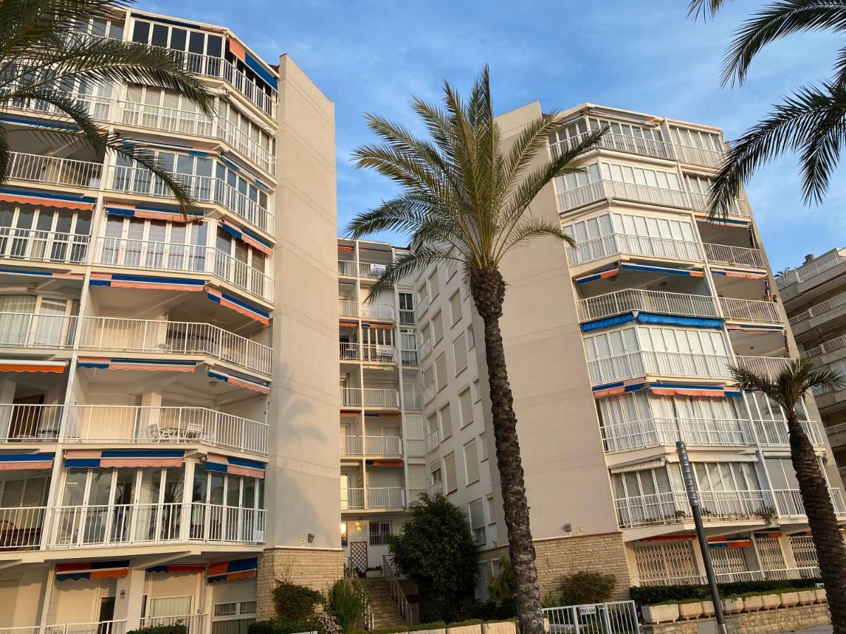 Appartement Spacieux, Front De Mer, Vue Splendide Salou Luaran gambar